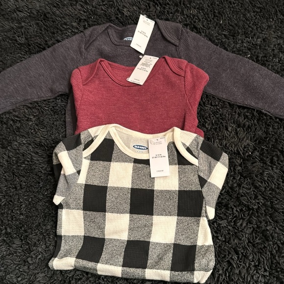 Long sleeve baby onesie bundle - Picture 6 of 7
